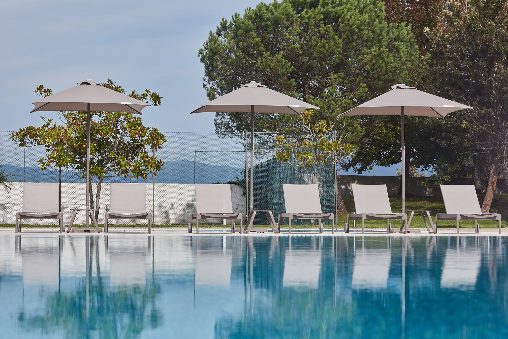 Eolo Pureti — Hotel pool
